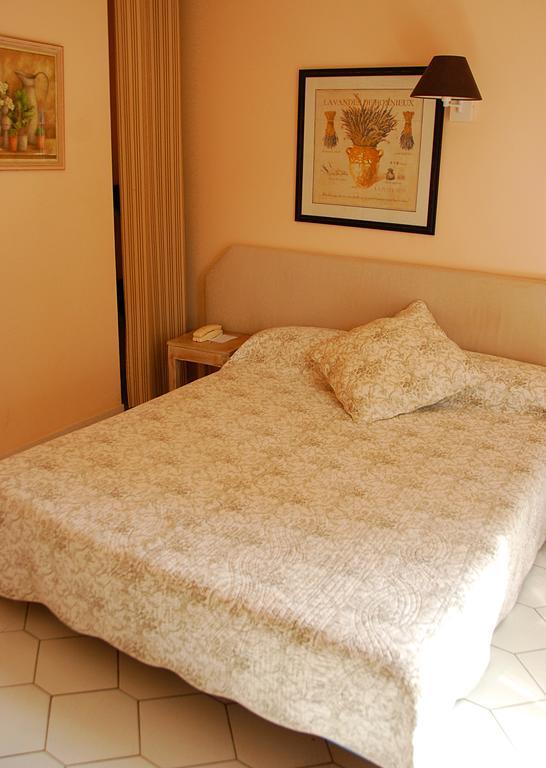 טרסקון Hotel Les Mazets Des Roches חדר תמונה