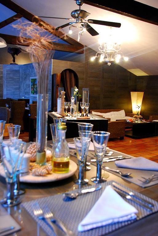 טרסקון Hotel Les Mazets Des Roches מראה חיצוני תמונה