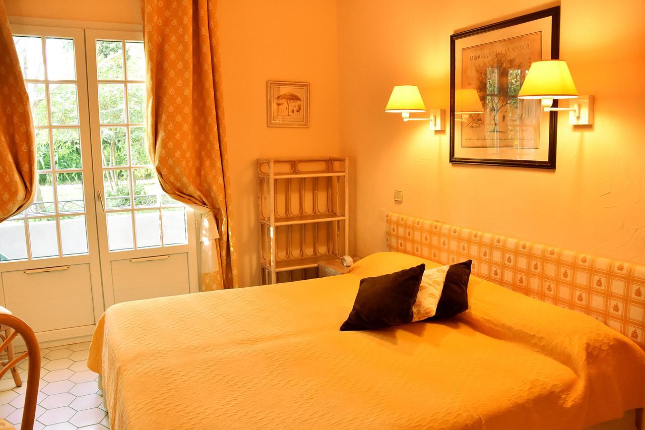 טרסקון Hotel Les Mazets Des Roches מראה חיצוני תמונה