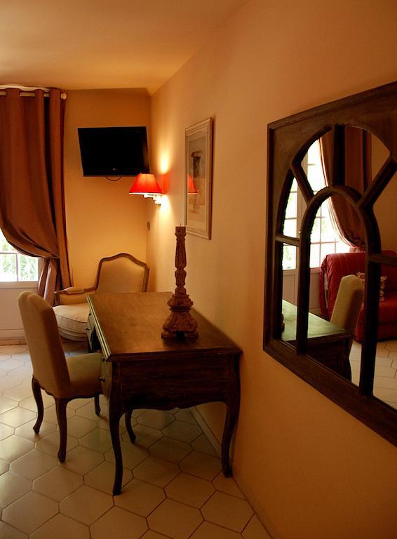 טרסקון Hotel Les Mazets Des Roches מראה חיצוני תמונה