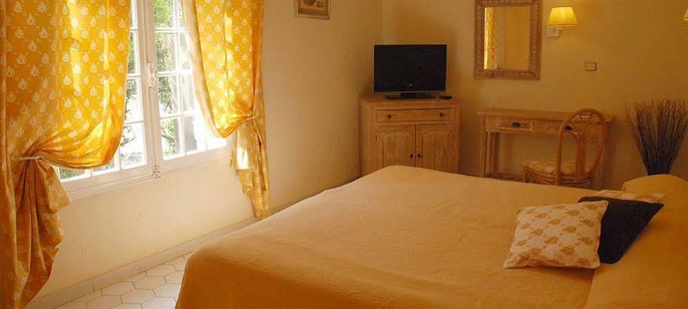 טרסקון Hotel Les Mazets Des Roches מראה חיצוני תמונה
